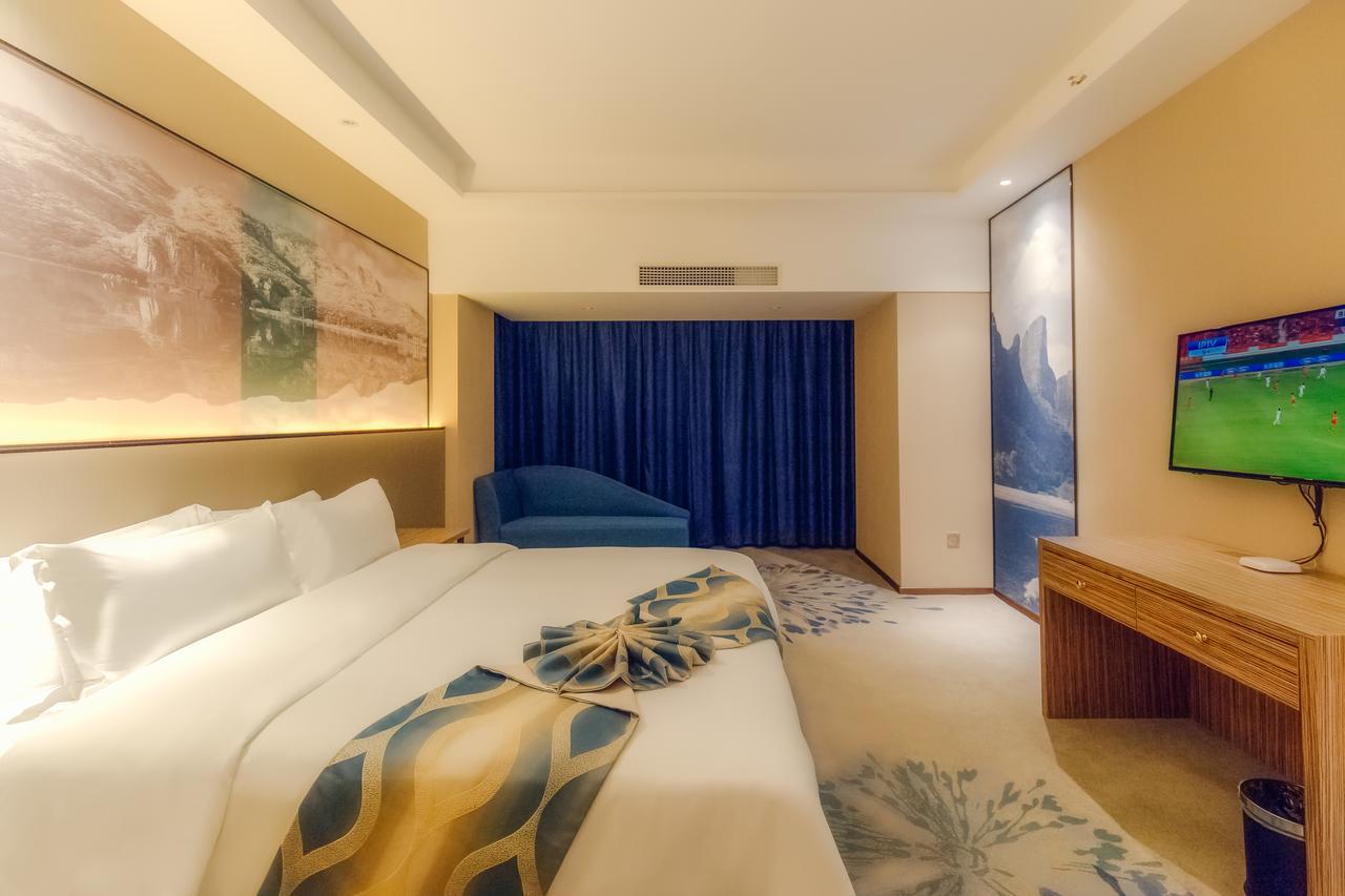 Manhatton Hotel Guilin North Railway Station Exterior photo